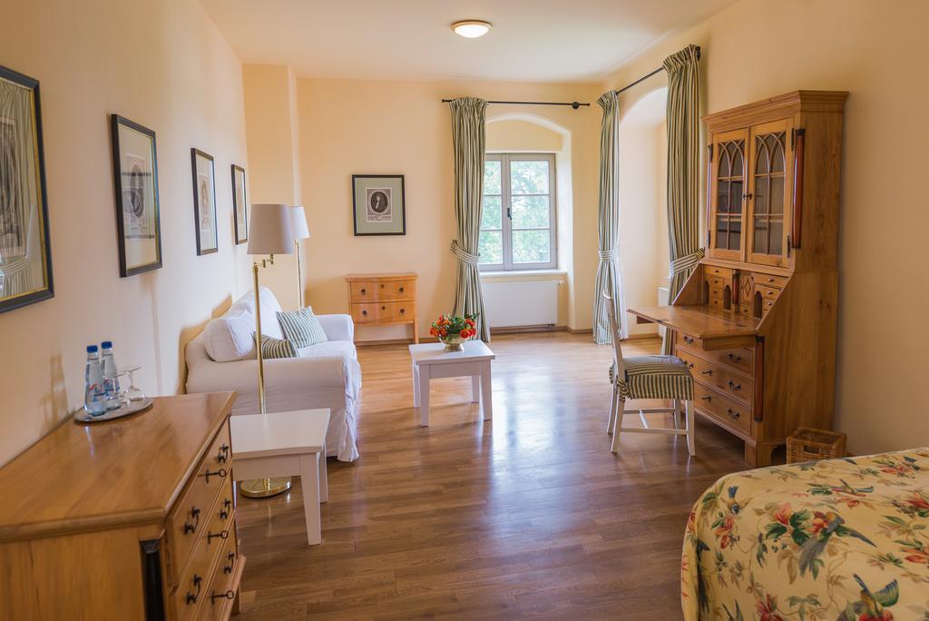 Hotel Schloss & Gut Ulrichshusen חדר תמונה